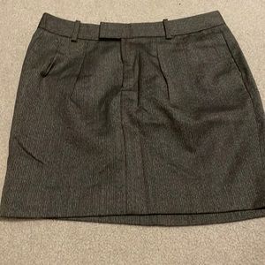 Gap gently used brown skirt